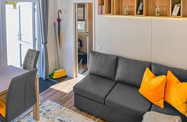 Comfortable and high quality furnished Tiny House in a wonderful location between the Danube and the