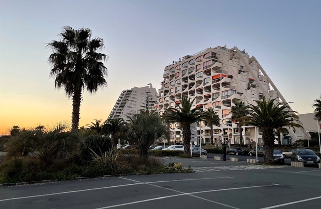 Comfortable apartment in La Grande Motte, beautiful view of port, sea and beaches