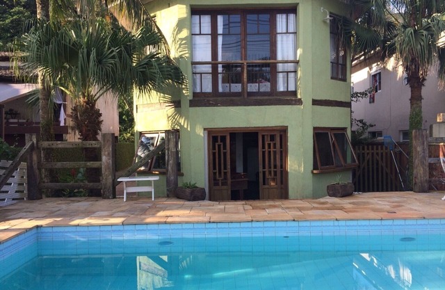 COMFORTABLE BEACH FRONT BEACH, GREAT LOCATION