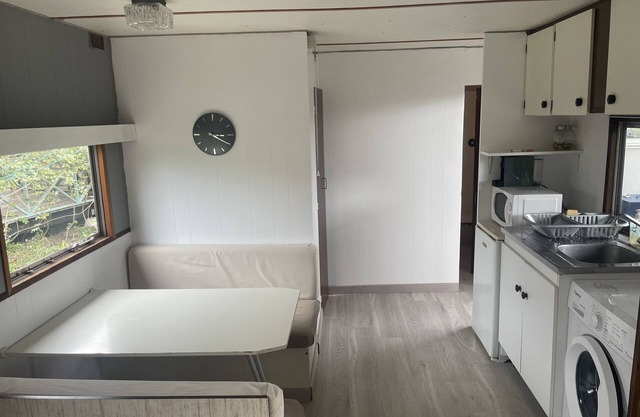 Comfortable bungalow near the sea