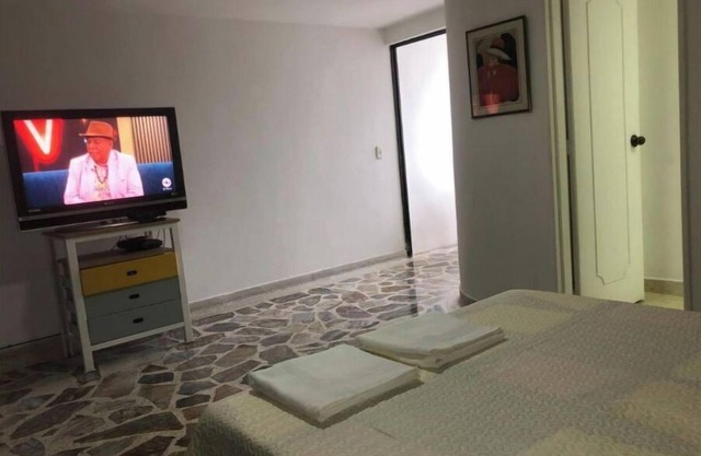 Comfortable, central and well located apartment - Apt 302