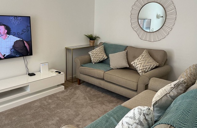 Comfortable Crewe Home