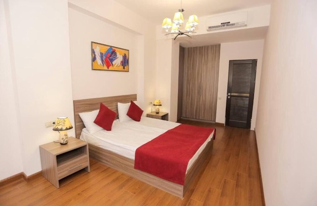 Comfortable Deluxe Apartment In the City Center