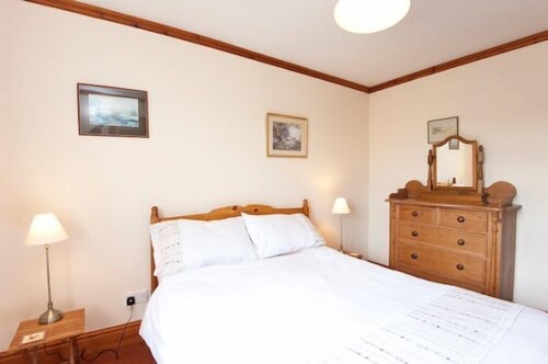 Comfortable detached farmhouse.