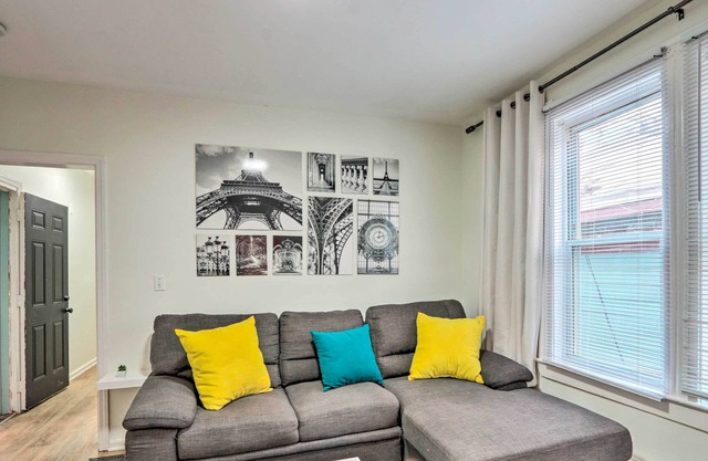 Comfortable Hartford Apartment Near Downtown!