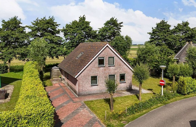 Comfortable holiday home with garden, panoramic view and jacuzzi