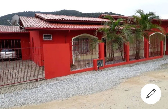 Comfortable house near the beach