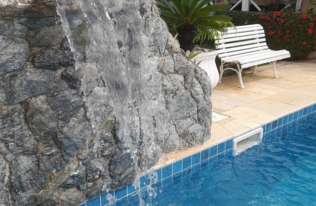 Comfortable house with pool 100m from the beach in Peruibe, great location.