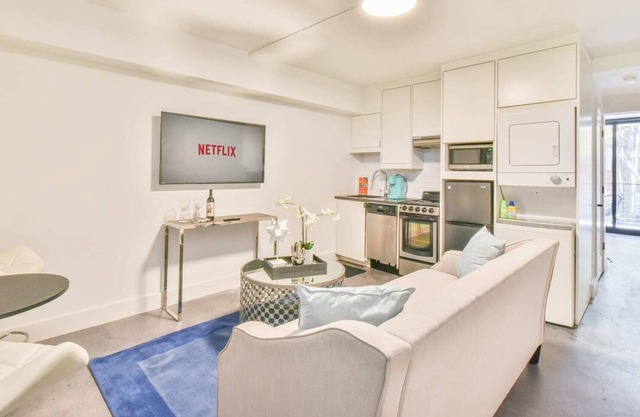 Comfortable Modern Apartment in Midtown Atlanta