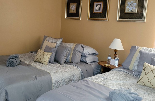 Comfortable oasis 1 bedroom and 1 bathroom with private access