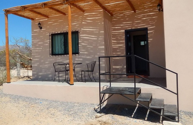 Comfortable One Bedroom Casita Fully Equiped with Deck and Seaview