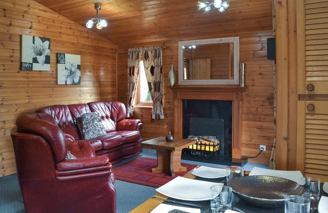 Comfortable rustic lodge for six people.