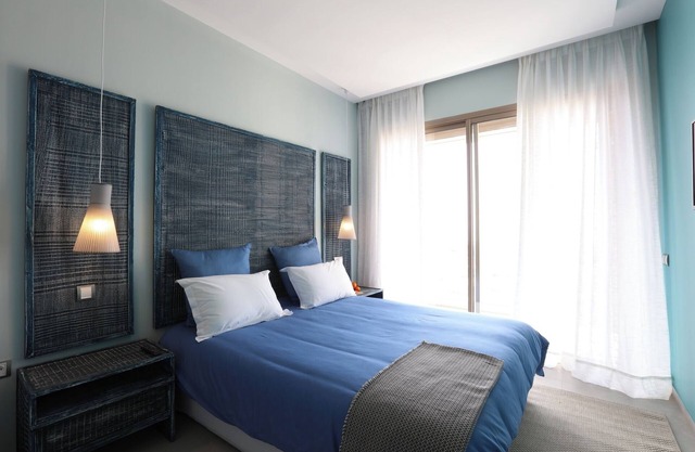 Comfortable seafront apartment with terrace
