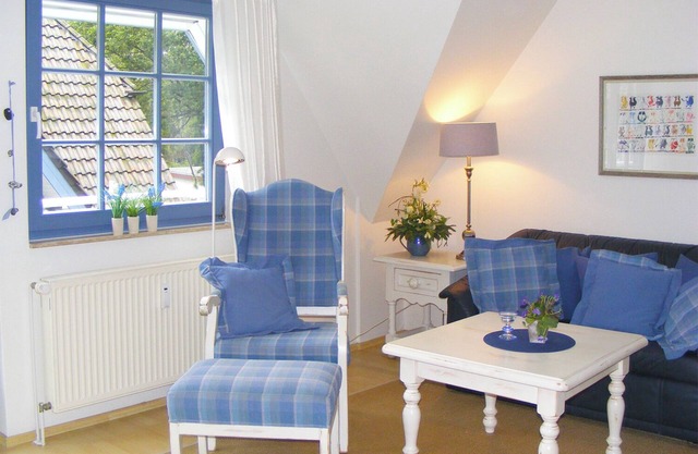 Comfortable vacation apartment with large balcony, close to the forest, in the Eichenpark, WLAN