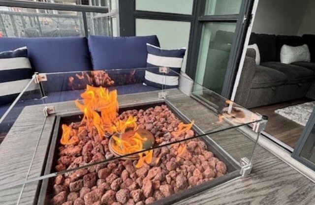 Comfy 1BR Condo w/Balcony, BBQ & Parking