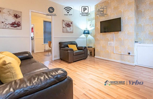 Comfy 2-Bedroom House – Great for NHS, Contractors & Long Stays