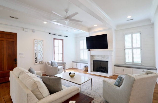 Comfy 4BR Haven in Oxford | Game Weekend Stay