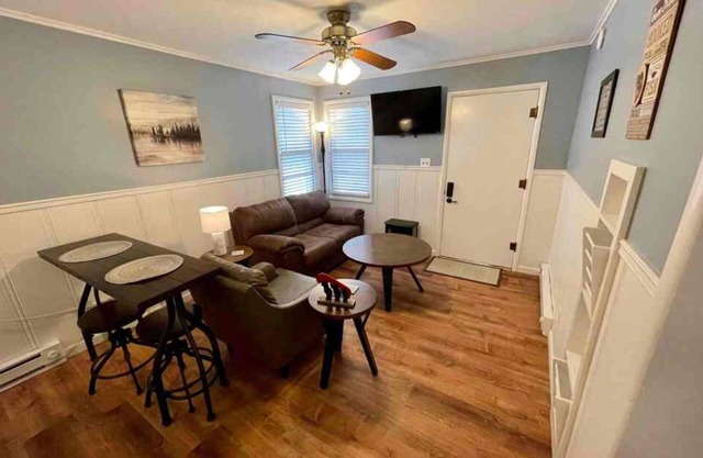 Comfy Cottage #1 at Bull Shoals!