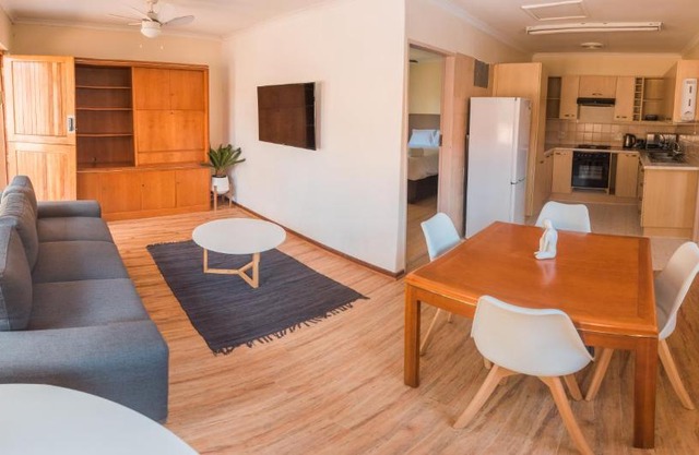 Comfy Menlyn Maine Appartment