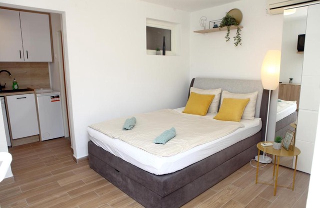 Comfy Studio in Ankaran JB4