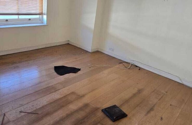 Comfy three Bedroom Apartment in Queensway
