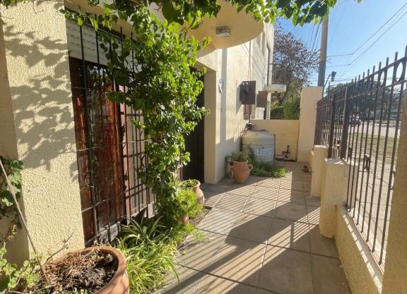 Comoda y amplia casa en Mercedes BsAs