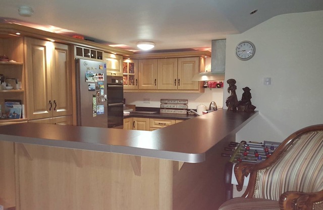 Complete house in Village St Johnston close perfect to explore Donegaul