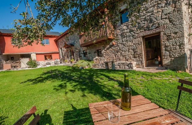 COMPLETE RURAL HOUSE FOR RENT IN AN UNMATCHABLE ENVIRONMENT OF PEACE AND NATURE