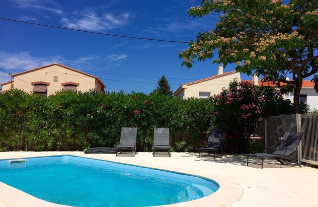 Completely renovated house with swimming pool, garden, parking, A/C, in Argelès