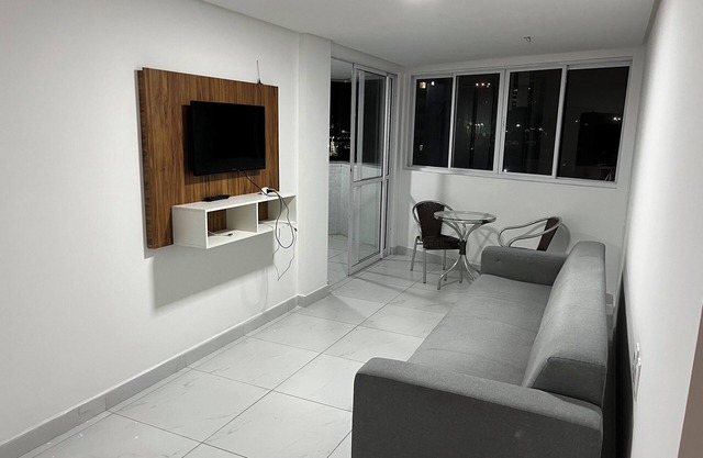 Cond. Vuarnet 4 minutes from the bust of Tamandaré, Tambaú. Well located, with swimming pool.