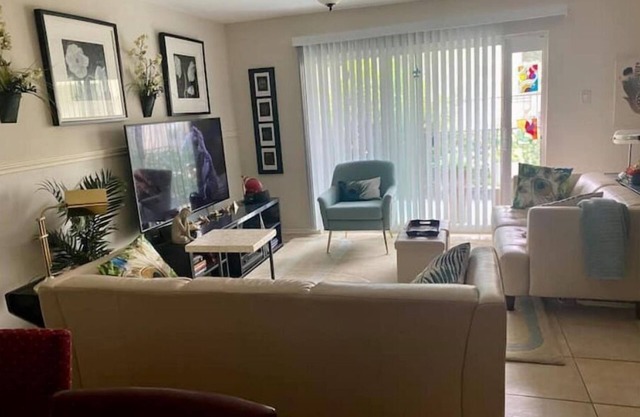Condo - Desirable Area of Alamo Heights in San Antonio