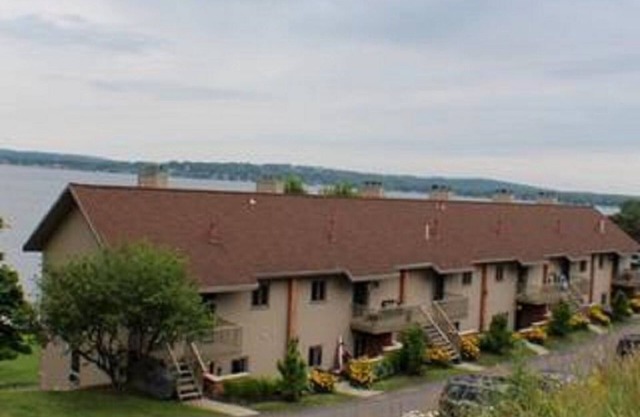 Condo in Chautauqua Lake Estates