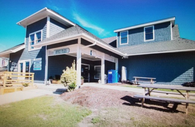 Condo located in Barrier Island Station Duck Resort Unit 505A