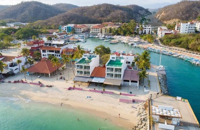 CONDO MIR BY TRVL2HM