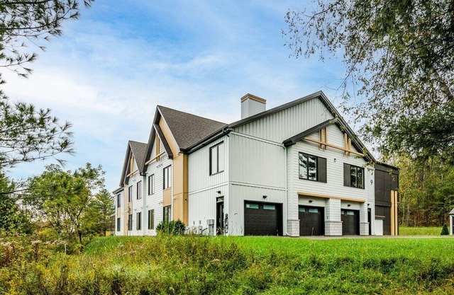 Condo Neuf a Orford !