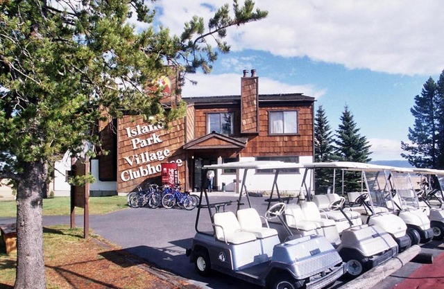 Condo Style Resort at Island Park Near Yellowstone