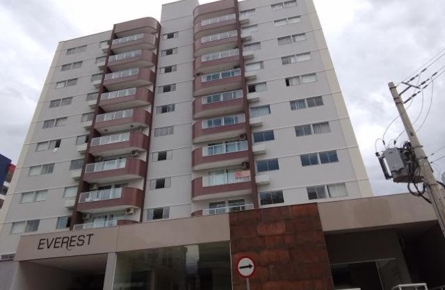 CONDOMÍNIO EVEREST