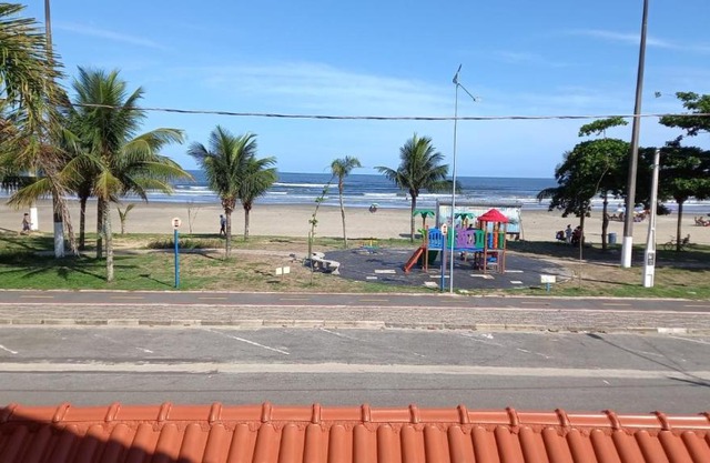 Condomínio - Vista frontal ao Mar