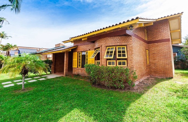 Condominium with pool - House with 1 suite