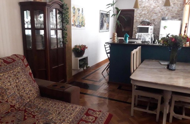 Confortável apartamento em Laranjeiras