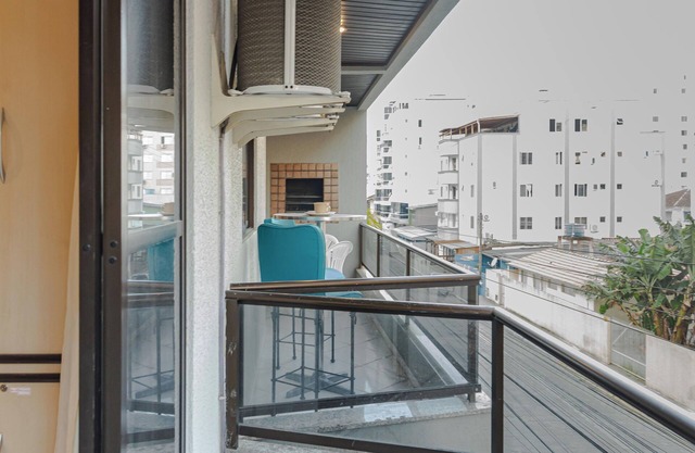 Conforto a 2 quadras do Mar em Meia Praia MM9040