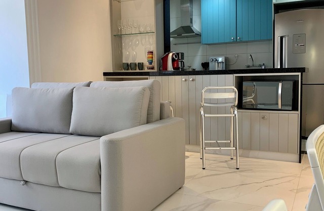 Conforto Ipanema - Posto9: newly furnished with queen bed/garage/24h doorman