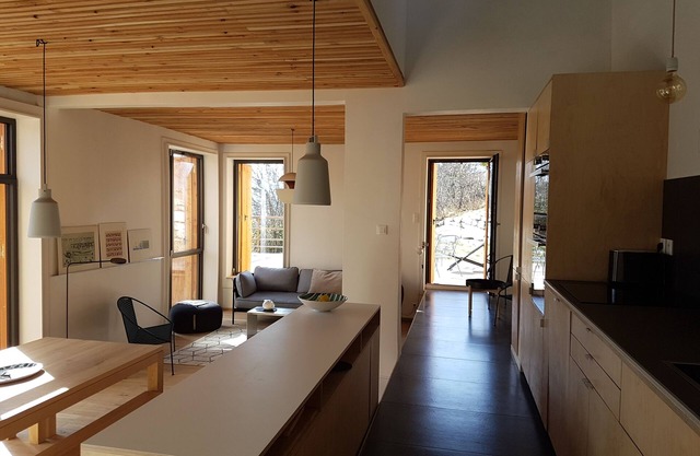 Contemporary architect-designed chalet. Skiing in Serre Chevalier and the mountains in summer