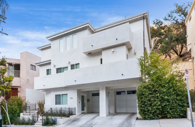 Contemporary Clean Luxury Museum Style Retreat with modern amenities