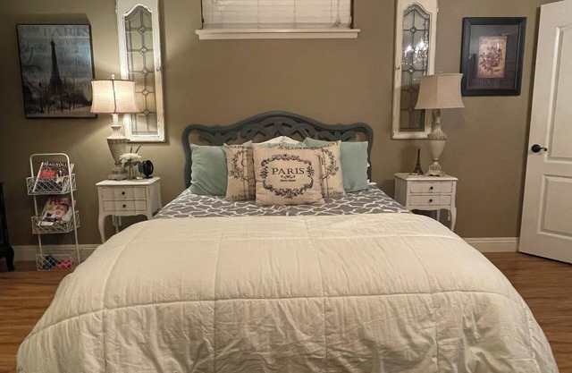 Contemporary Country Charm Suite