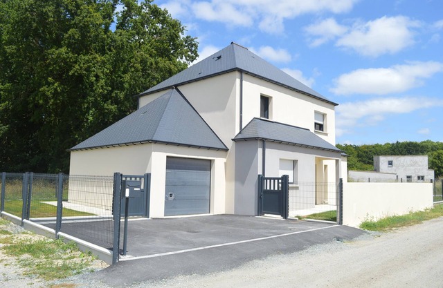 Contemporary house in Vildé guingalan 5 km from Dinan P M R from 2 to 10 people