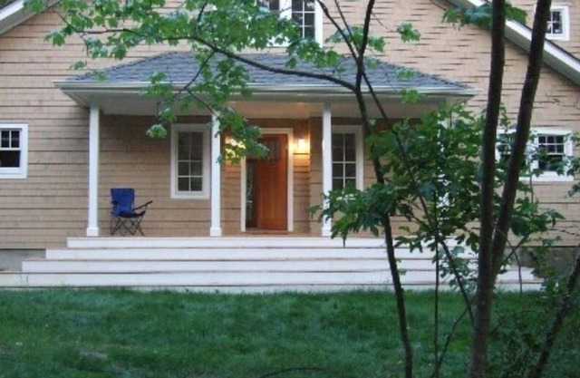 Contemporary near Wade's Beach - 10 min drive to Sunset Beach/Shelter Island Hts