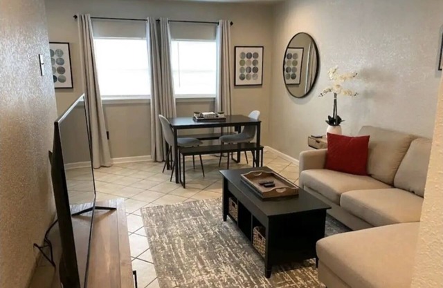 Contemporary Stay in Pasadena