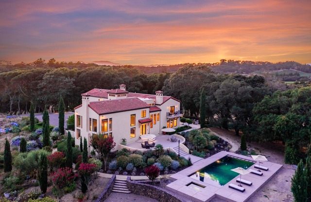 Contemporary Villa in the Napa Valley
