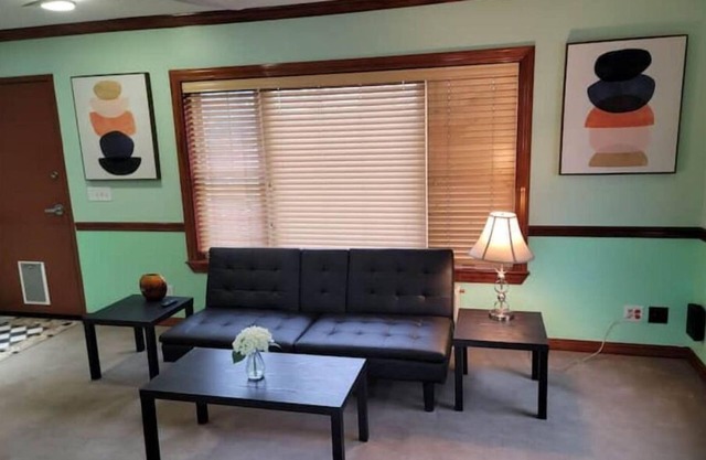 Convenient & Cozy West Seattle